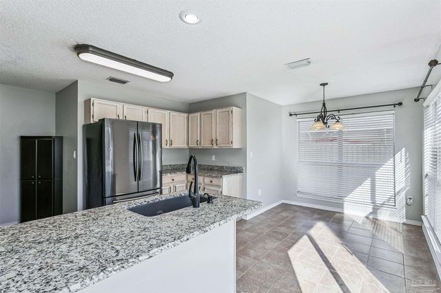 6545 Fern St, Navarre, FL 32566