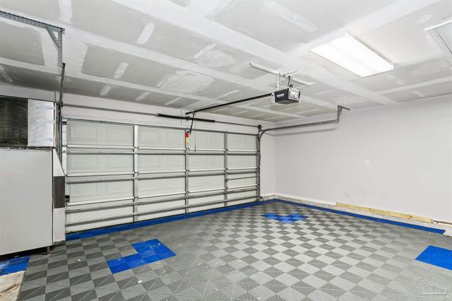 6545 Fern St, Navarre, FL 32566