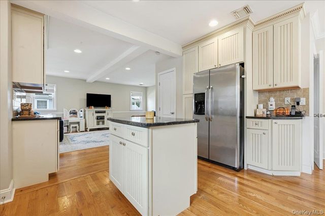 2546 Hicks Street, Bellmore, NY 11710