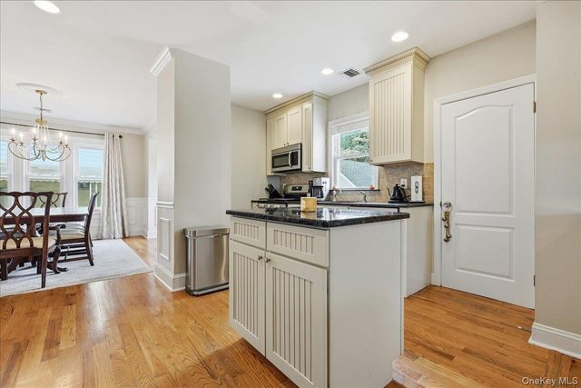 2546 Hicks Street, Bellmore, NY 11710