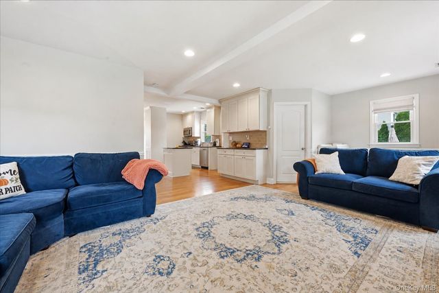 2546 Hicks Street, Bellmore, NY 11710