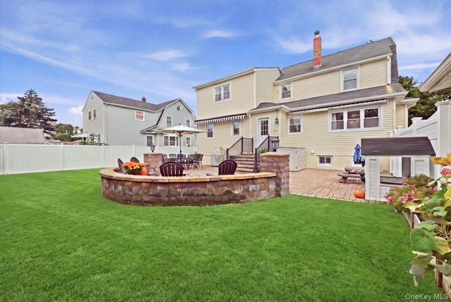 2546 Hicks Street, Bellmore, NY 11710