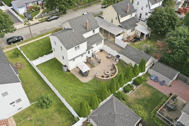 2546 Hicks Street, Bellmore, NY 11710