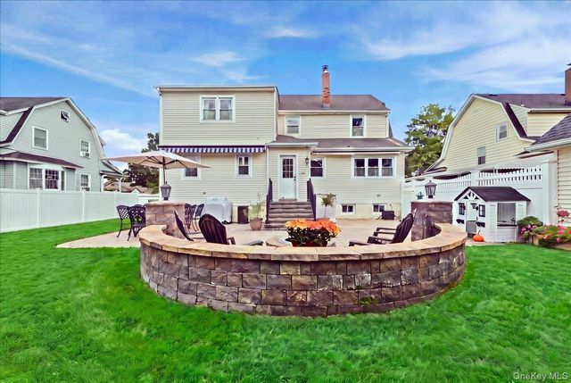 2546 Hicks Street, Bellmore, NY 11710