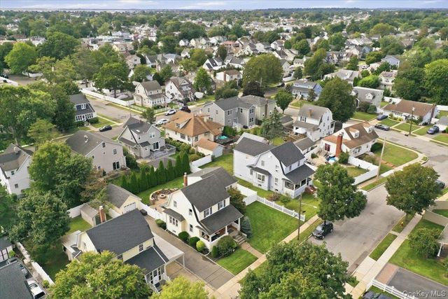 2546 Hicks Street, Bellmore, NY 11710