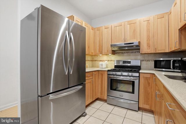 1011 N ORIANNA ST, Philadelphia, PA 19123