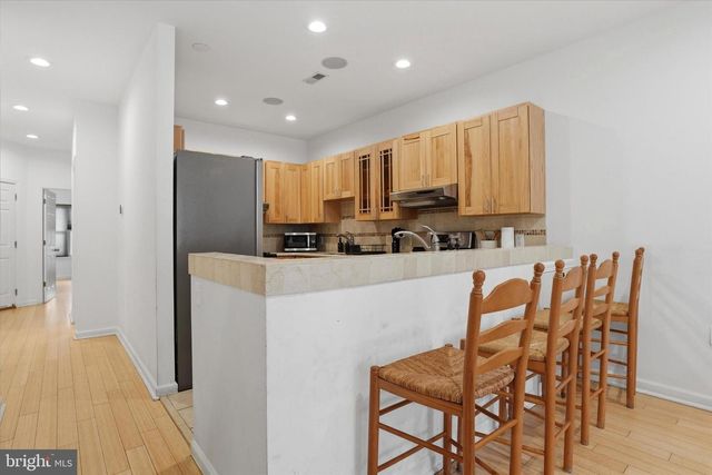 1011 N ORIANNA ST, Philadelphia, PA 19123