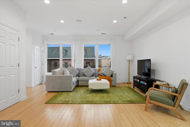 1011 N ORIANNA ST, Philadelphia, PA 19123