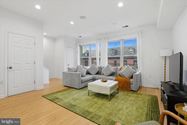 1011 N ORIANNA ST, Philadelphia, PA 19123