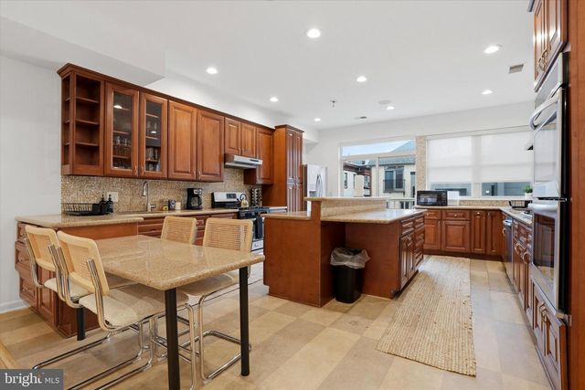 1011 N ORIANNA ST, Philadelphia, PA 19123