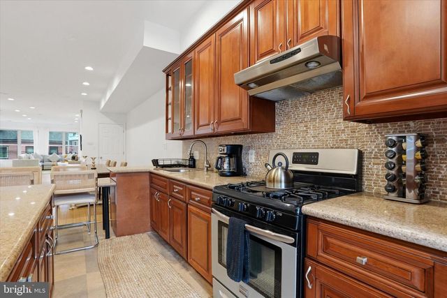 1011 N ORIANNA ST, Philadelphia, PA 19123