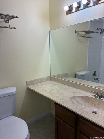 150 CALETA BCH, San Antonio, TX 78232
