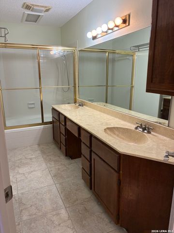 150 CALETA BCH, San Antonio, TX 78232