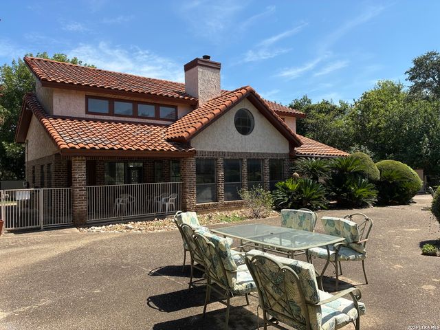 150 CALETA BCH, San Antonio, TX 78232