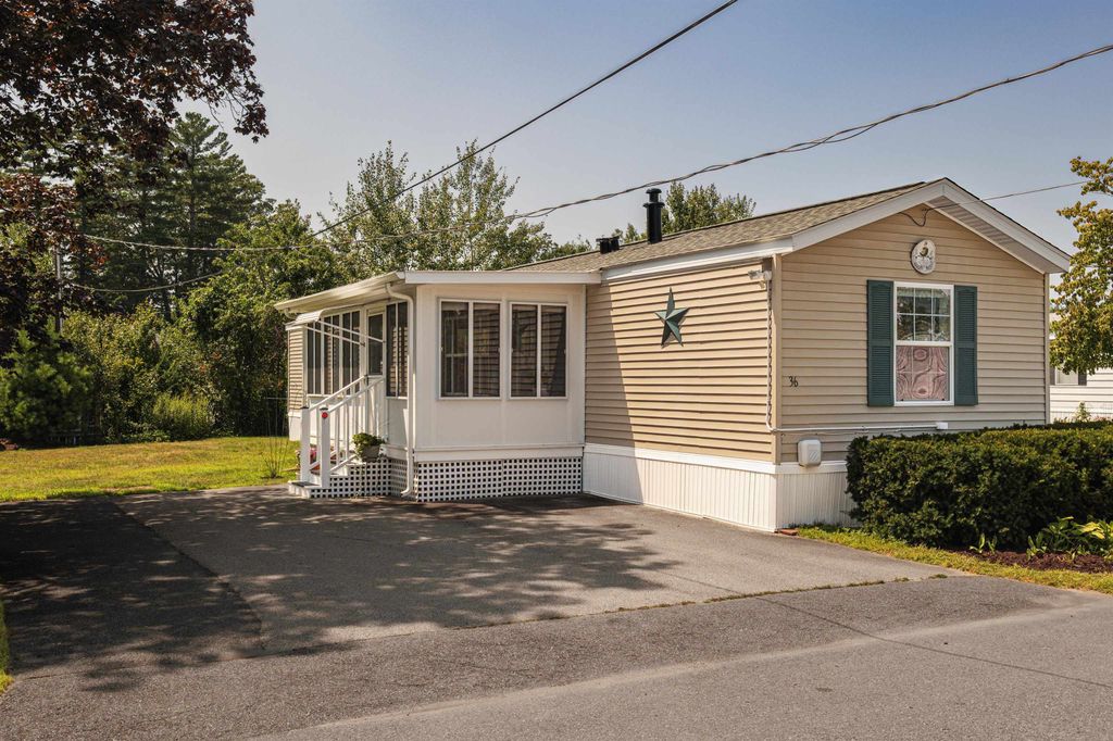 36 Hagop Road # 36, Salem, NH 03079