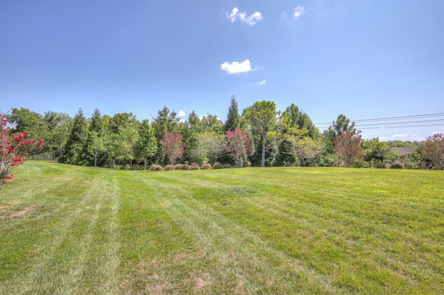 100 Drummers Way, Mount Juliet, TN 37122