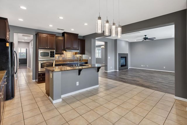 2042 Danforth Way, Plumas Lake, CA 95961