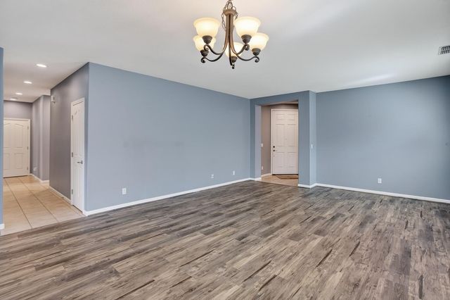 2042 Danforth Way, Plumas Lake, CA 95961