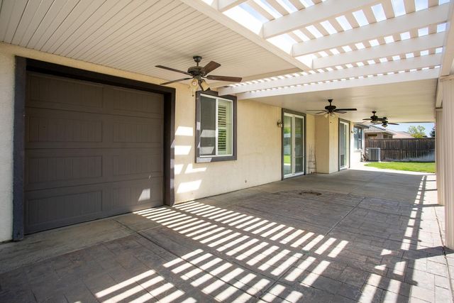 2042 Danforth Way, Plumas Lake, CA 95961