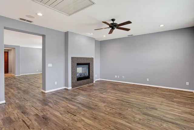2042 Danforth Way, Plumas Lake, CA 95961