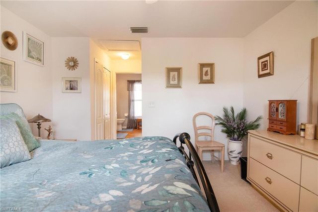 216 NW 11th ST, Cape Coral, FL 33993