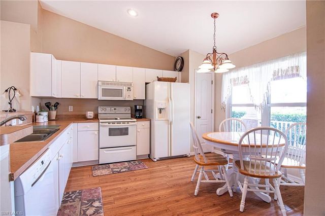 216 NW 11th ST, Cape Coral, FL 33993