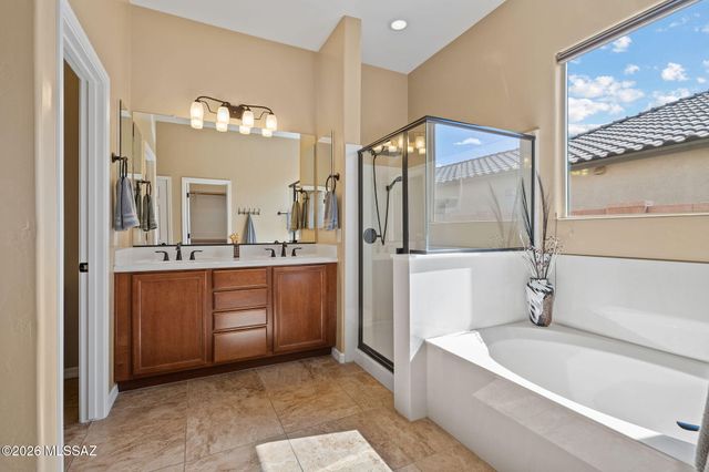 12364 N Pathfinder Drive, Marana, AZ 85658