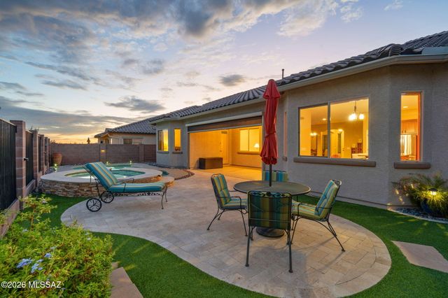 12364 N Pathfinder Drive, Marana, AZ 85658