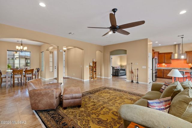 12364 N Pathfinder Drive, Marana, AZ 85658