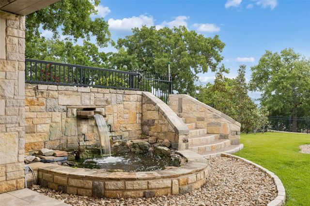 826 Cimmarron Bay Drive, Runaway Bay, TX 76426