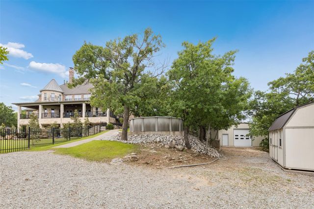 826 Cimmarron Bay Drive, Runaway Bay, TX 76426
