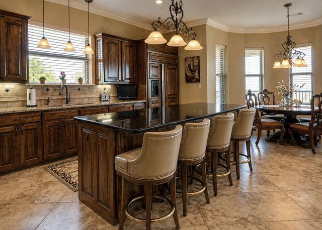 826 Cimmarron Bay Drive, Runaway Bay, TX 76426