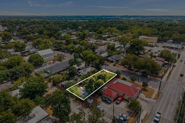 1906 E 2nd ST, Austin, TX 78702