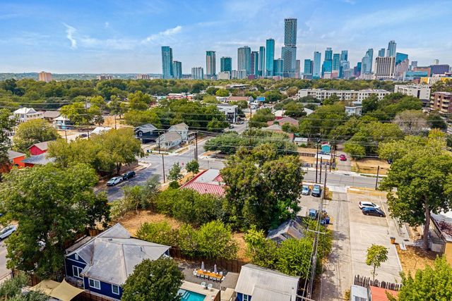1906 E 2nd ST, Austin, TX 78702