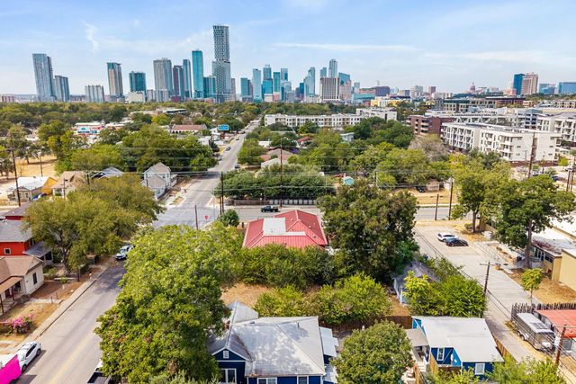 1906 E 2nd ST, Austin, TX 78702