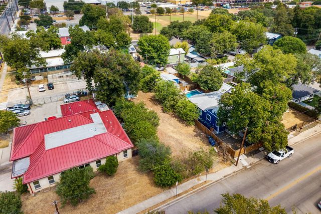1906 E 2nd ST, Austin, TX 78702