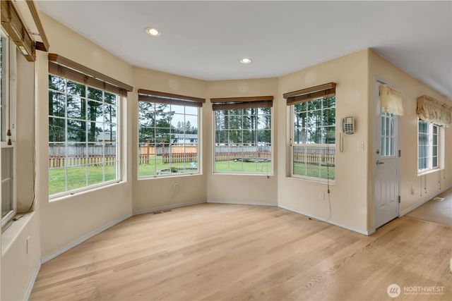 15416 33rd Avenue E, Tacoma, WA 98446