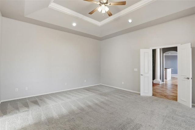 2716 Warwick Place, Edmond, OK 73013