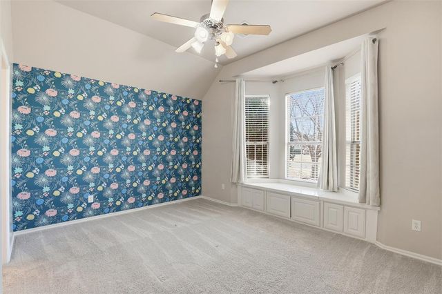 2716 Warwick Place, Edmond, OK 73013