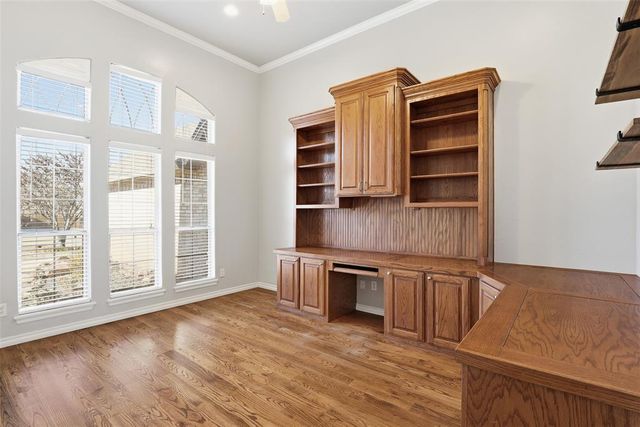 2716 Warwick Place, Edmond, OK 73013