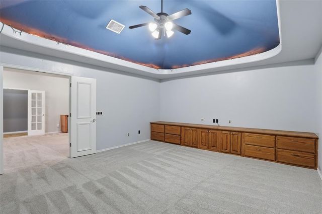 2716 Warwick Place, Edmond, OK 73013