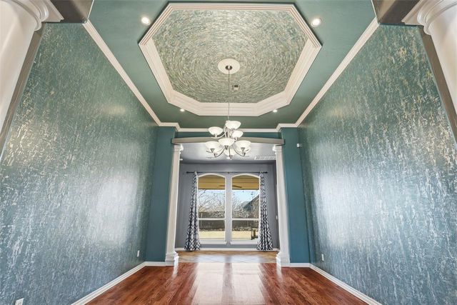 2716 Warwick Place, Edmond, OK 73013