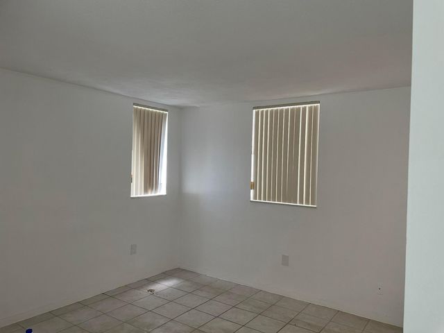 2855 Leonard Drive H506, Aventura, FL 33160