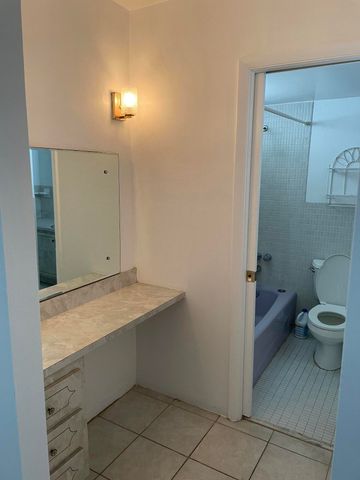 2855 Leonard Drive H506, Aventura, FL 33160