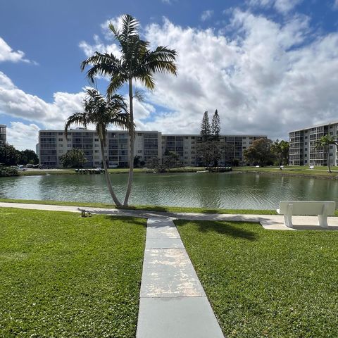2855 Leonard Drive H506, Aventura, FL 33160