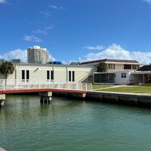 2855 Leonard Drive H506, Aventura, FL 33160