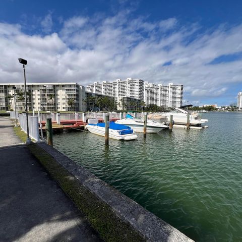 2855 Leonard Drive H506, Aventura, FL 33160