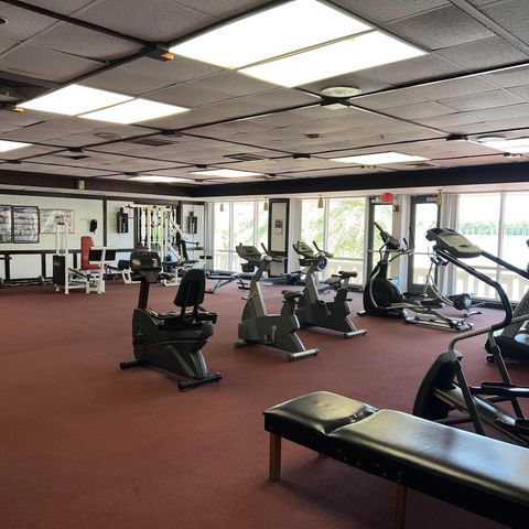 2855 Leonard Drive H506, Aventura, FL 33160