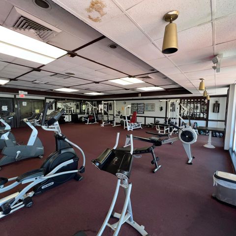 2855 Leonard Drive H506, Aventura, FL 33160