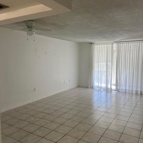 2855 Leonard Drive H506, Aventura, FL 33160